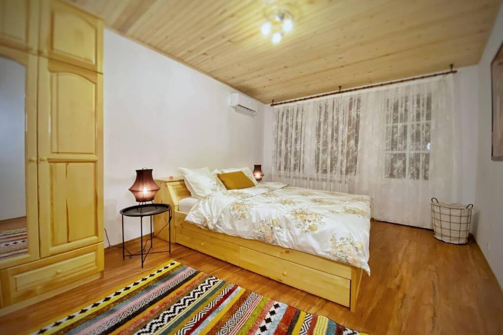 The Secret Lodge- New With Private Garage, Entire House Veliko Tarnovo Buitenkant foto